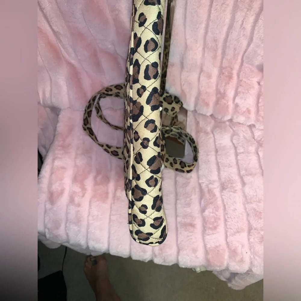 Vera Bradley Leopard Bag - Picture 5 of 7